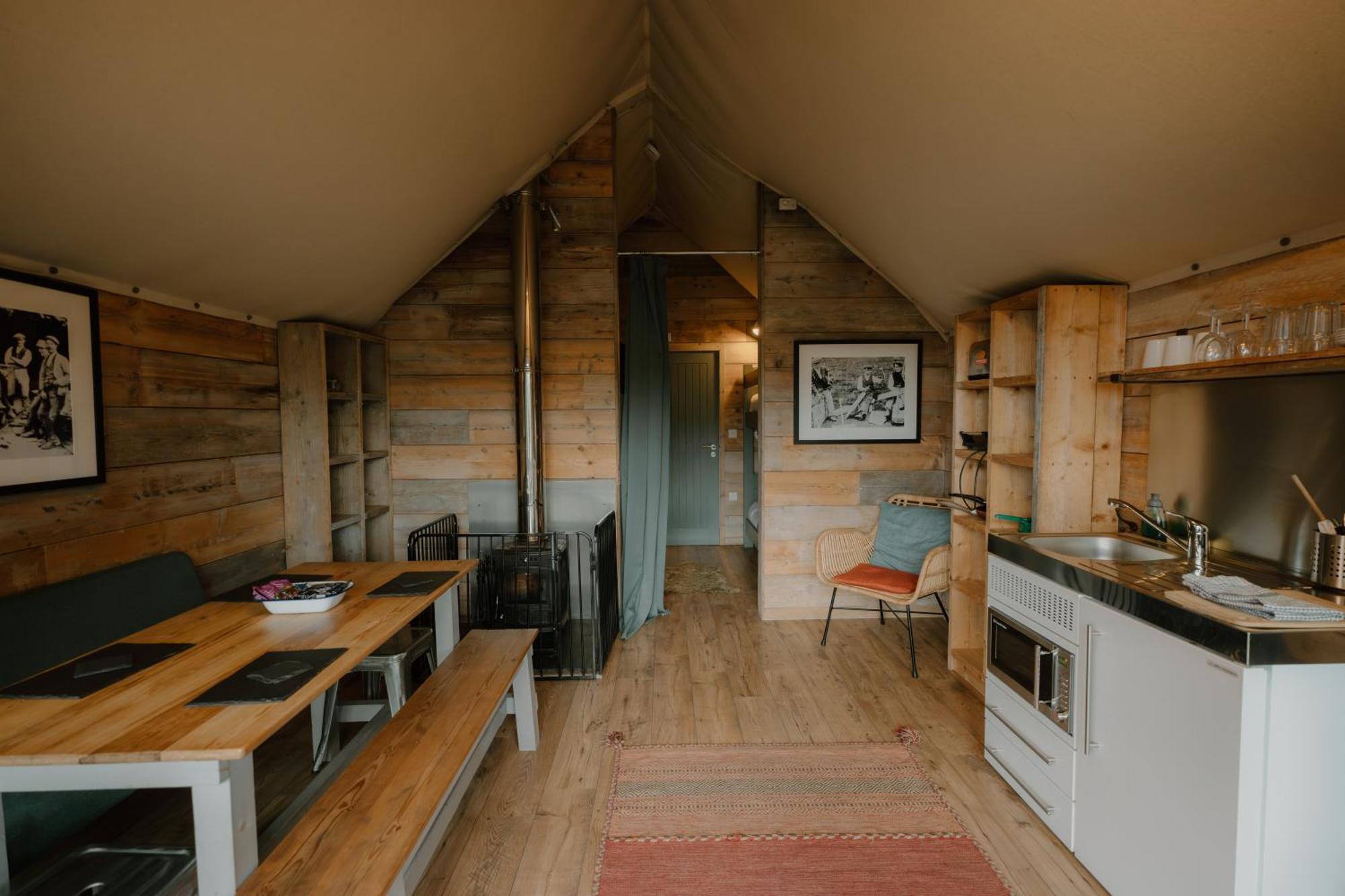 Llechwedd Glamping Hotell Blaenau Ffestiniog Exteriör bild